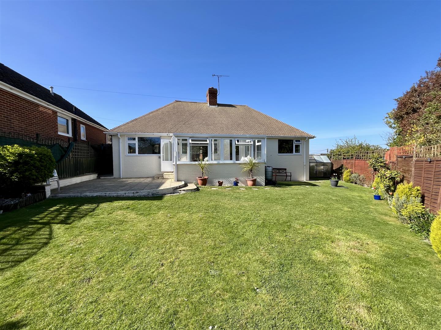 Meadow Way, Fairlight